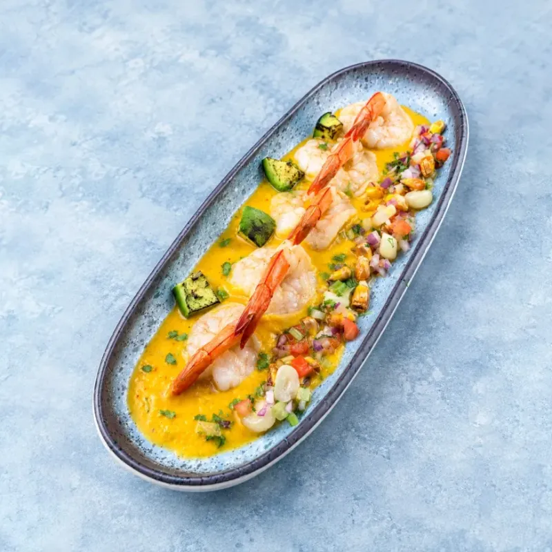 Tiradito de Camarones en Salsa Amarilla